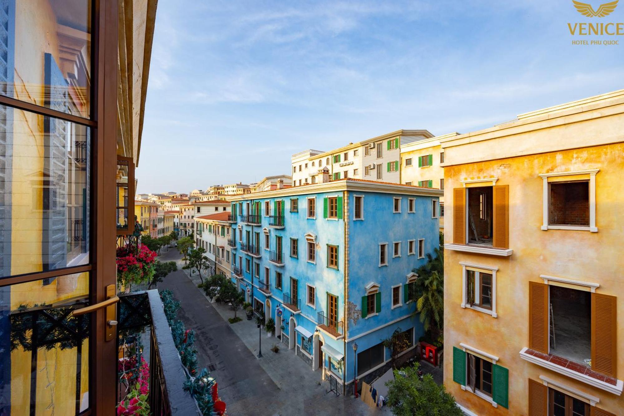 Venice Hotel Phu Quoc - Free Airport Shuttle & Sunset Town Tour Buitenkant foto