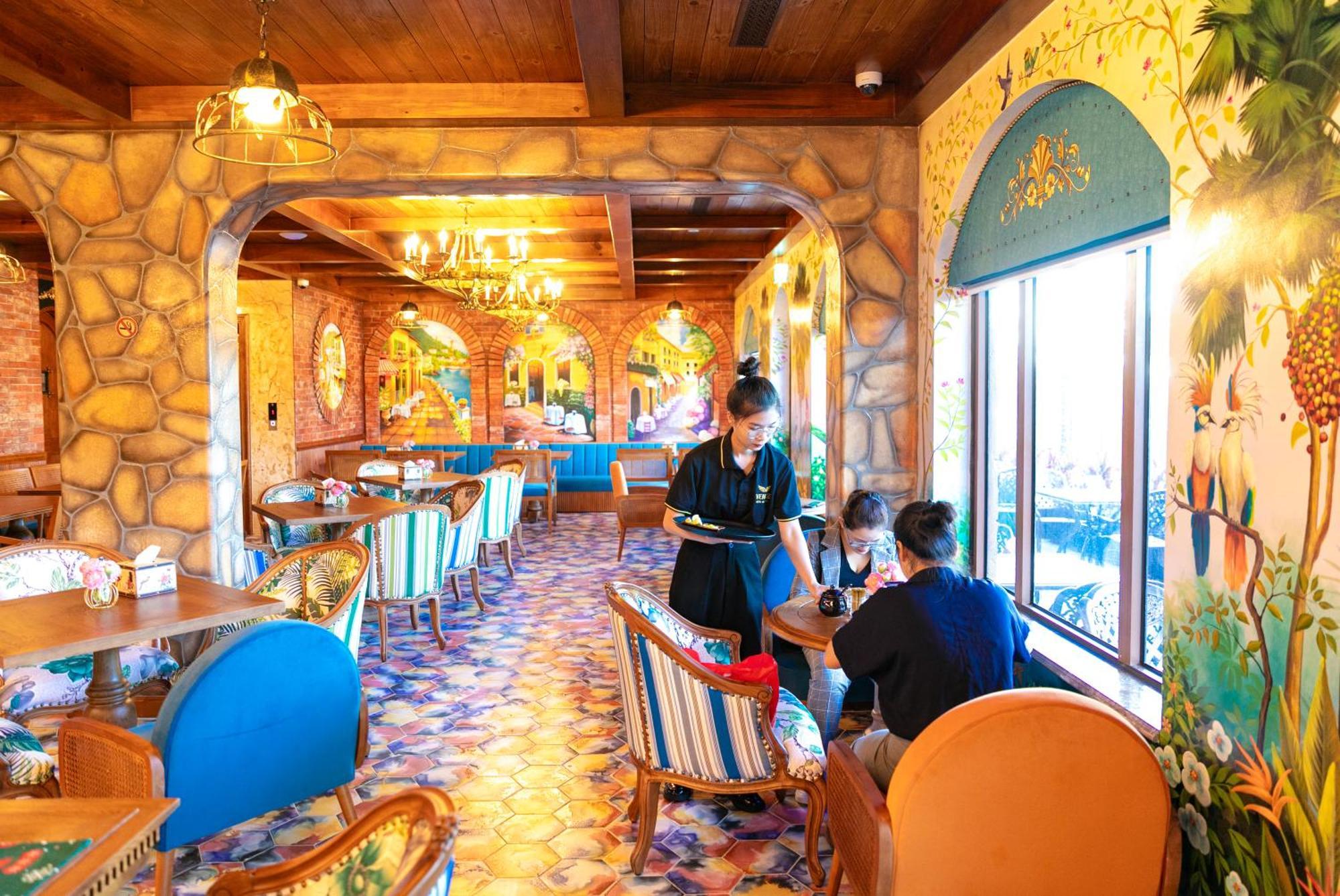 Venice Hotel Phu Quoc - Free Airport Shuttle & Sunset Town Tour Buitenkant foto